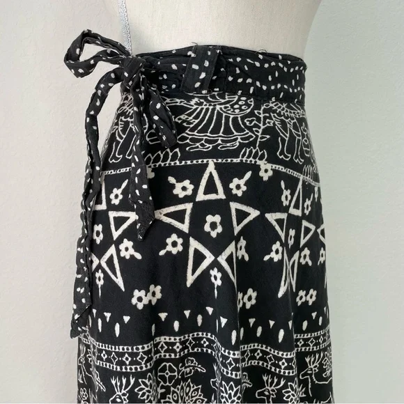 VINTAGE WOVEN COTTON PRINTED WRAP SKIRT PENTAGRAM PEACOCK PAISLEY DEER FLORAL - Picture 3 of 13